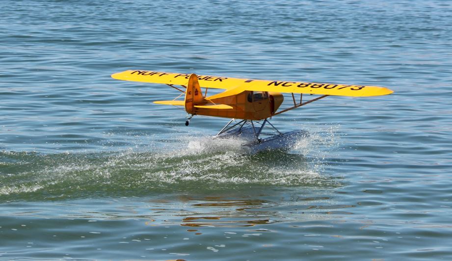 Model Airplane News - RC Airplane News | 33rd Annual London Bridge Seaplane Classic