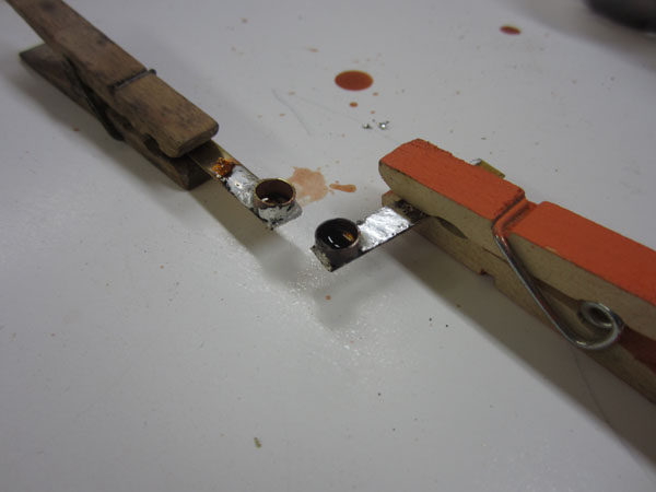 Small details count: WW I "Axe Handle" Wingtip Skids