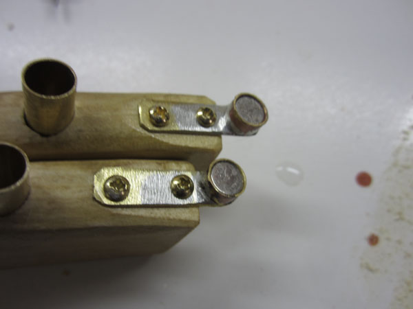 Small details count: WW I "Axe Handle" Wingtip Skids